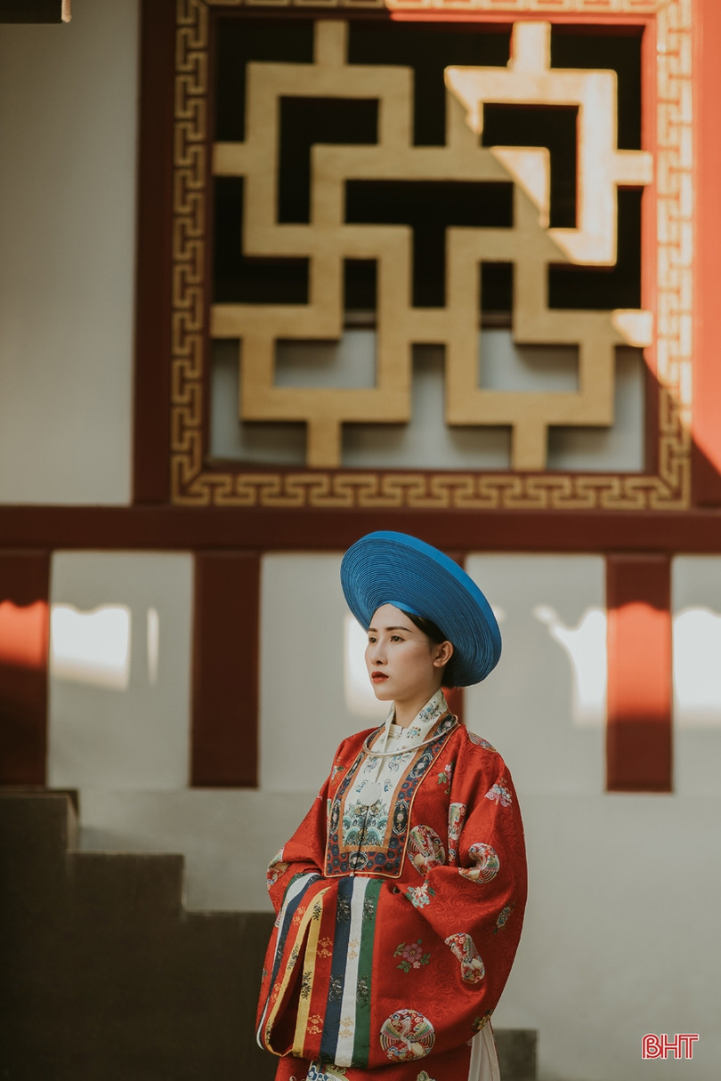 Thiếu nữ Hà Tĩnh tái hiện nét đẹp cổ phục triều Nguyễn