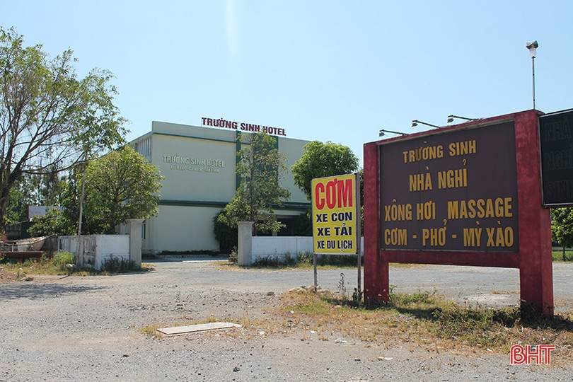 Triệt phá 2 cơ sở massage trá hình tại Can Lộc