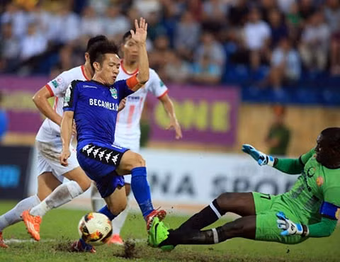 Về Hà Nội, Tấn Tài có phải cạnh tranh với Hùng Dũng, Quang Hải?