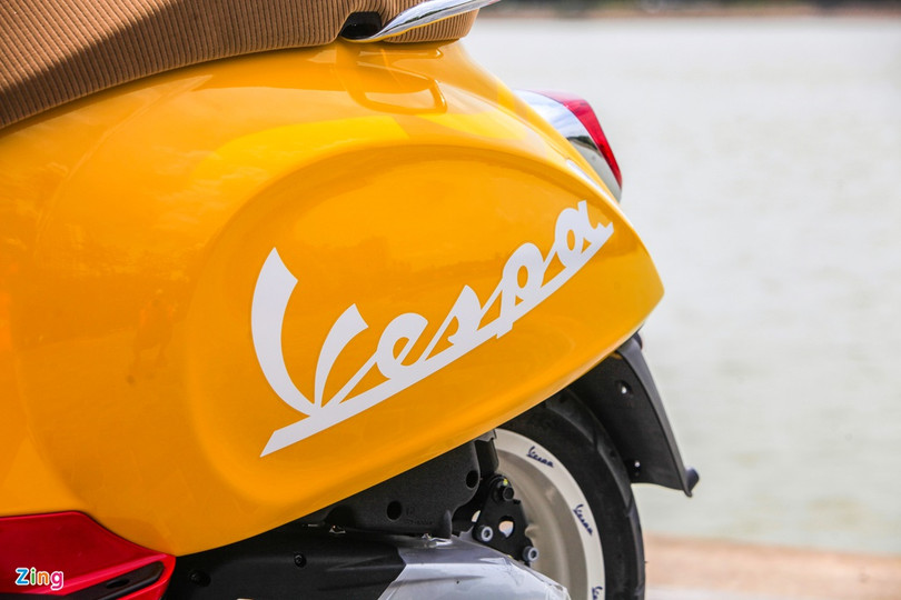 Chi tiết Vespa Primavera Sean Wotherspoon tại Việt Nam ảnh 8 Chi tiết Vespa Primavera bản giới hạn 50 chiếc tại Việt Nam, giá 135 triệu