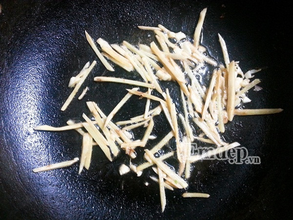 ca ro phi sot xi dau ngon com ngay gio ve