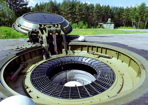 5 vu khi chien luoc cua nga khien my bat an