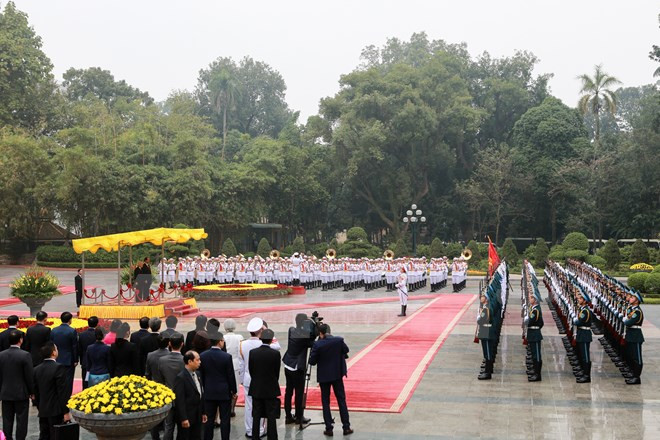 toan canh le don nha vua va hoang hau nhat ban tai phu chu tich