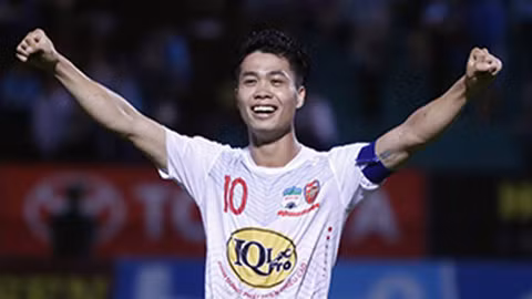 doi hinh tieu bieu vong 7 v league xuong ten minh tuan cong phuong