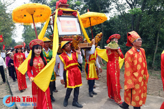 lang bien don nhan bang cong nhan di tich lich su van hoa