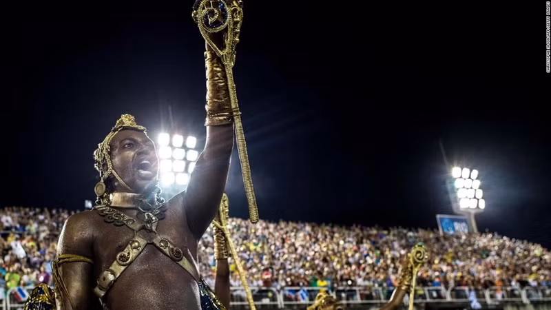 photo tan huong bua tiec duong pho soi dong nhat nam my