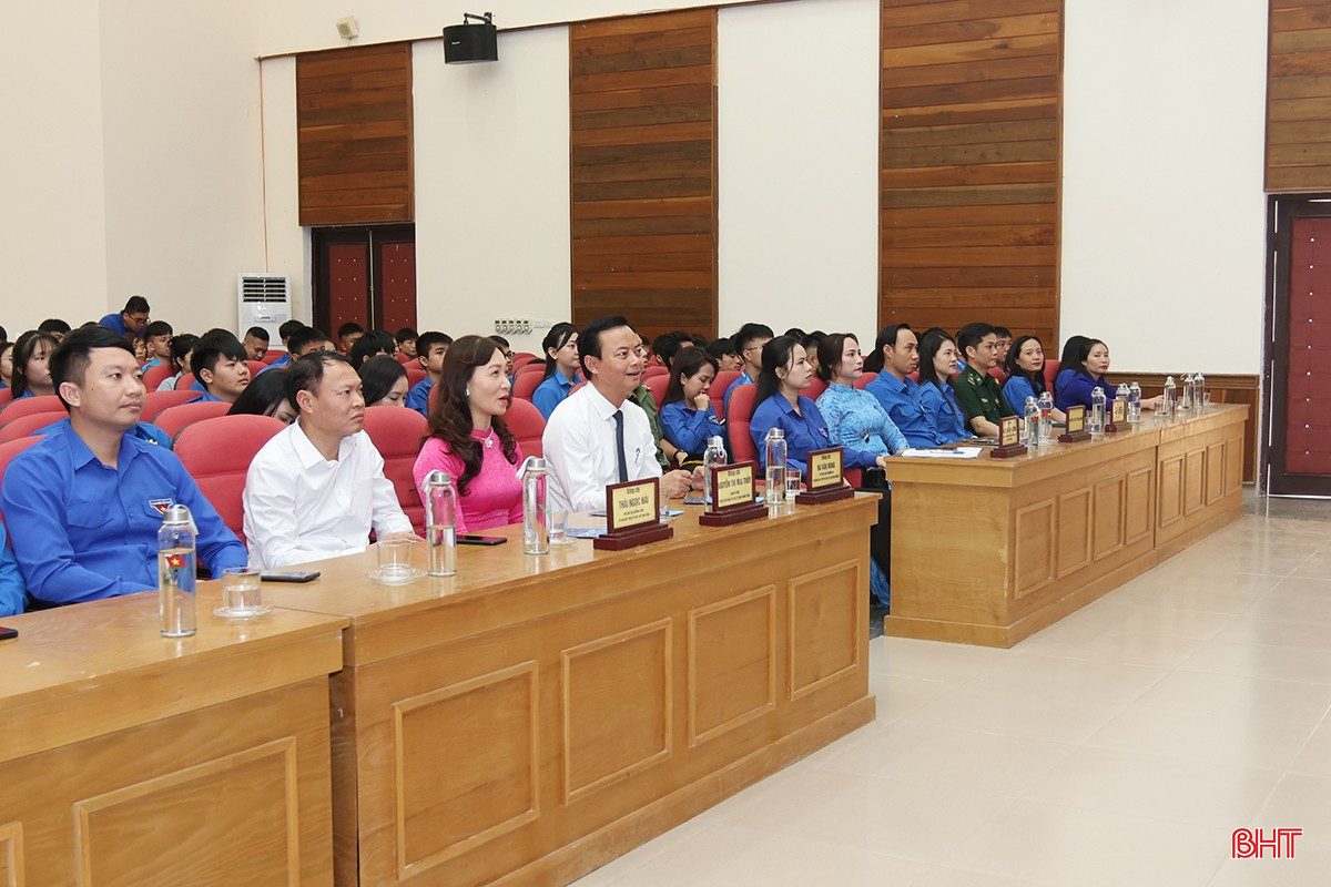 Đại biểu tham dự chương trình. bqbht_br_aimg-2304.jpg