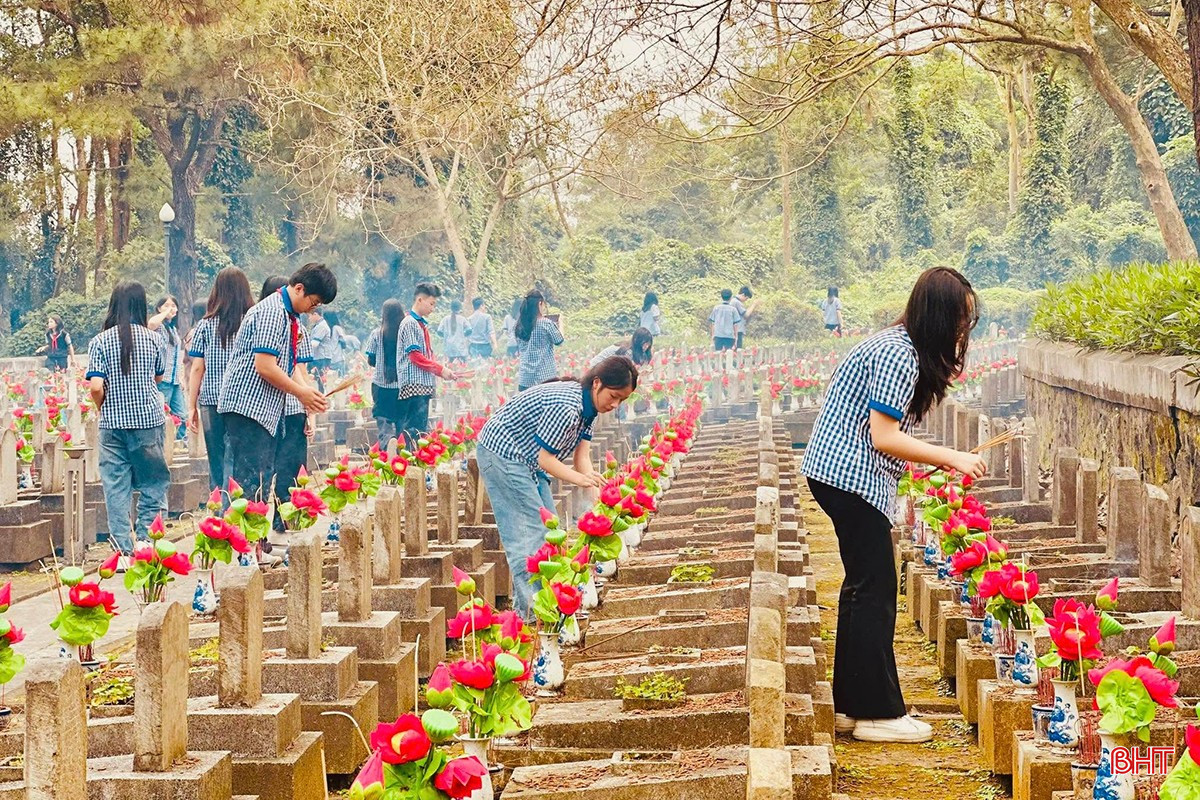 Hoạt động về nguồn được Trường Albert Einstein làm mới bằng việc tích hợp các hoạt động liên môn. bqbht_br_492234396-1167194648751814-258262194311279214-n.jpg