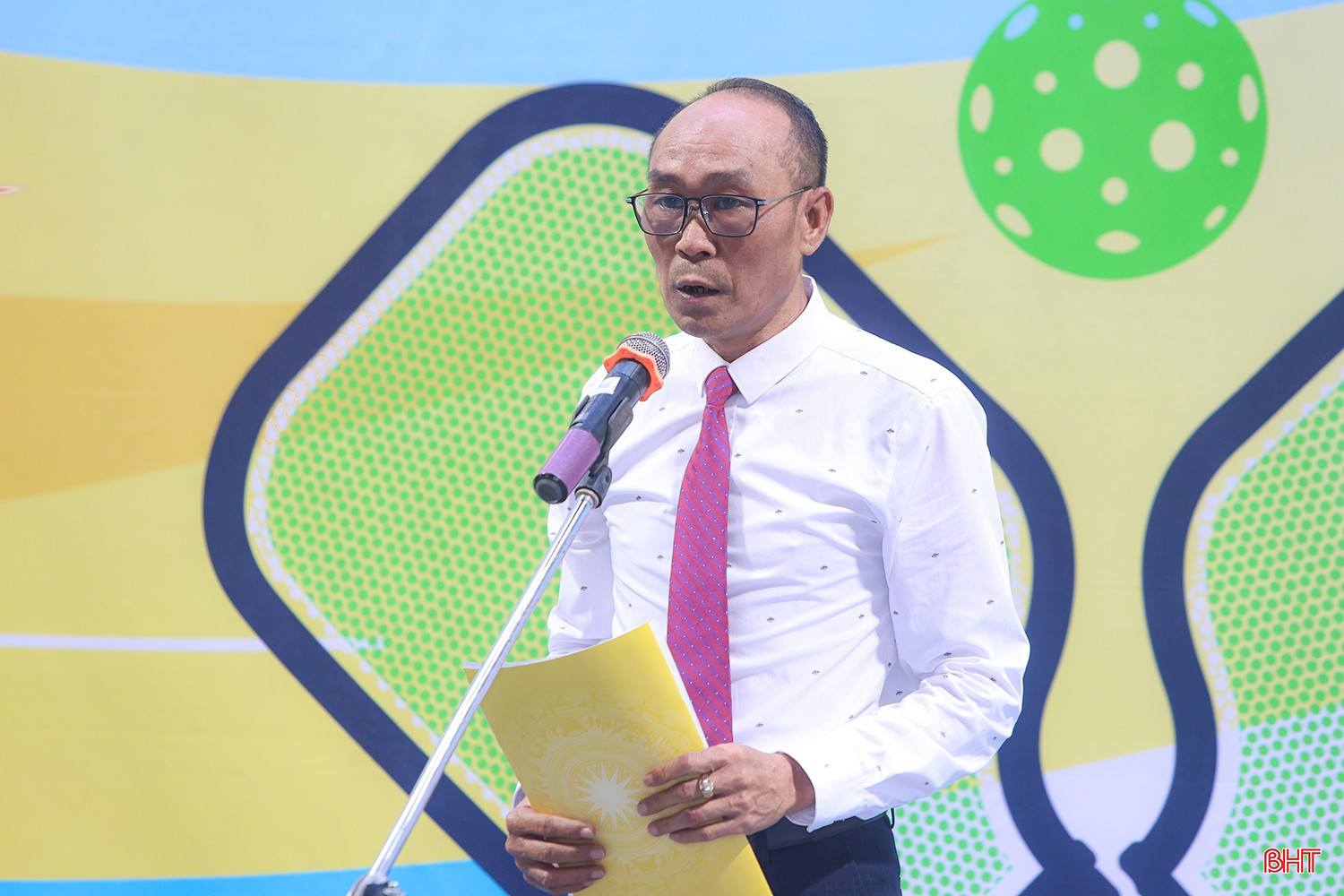 Ông Võ Hồng Sơn - Phó Giám đốc sở VH,TT&DL, Trưởng ban Tổ chức khai mạc giải đấu. bqbht_br_aimg-5851.jpg