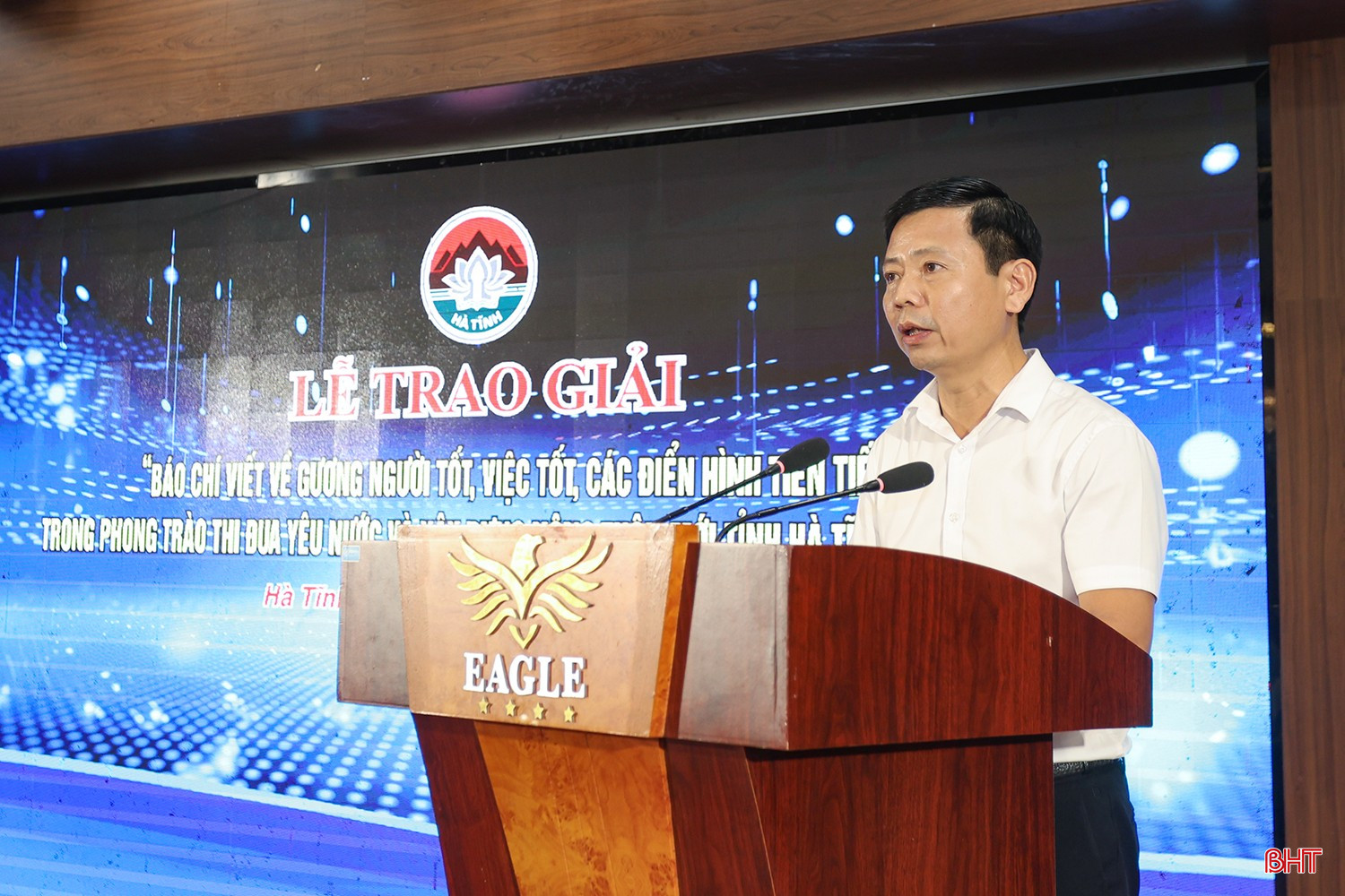 Phó Giám đốc Sở VH-TT&DL Nguyễn Công Thành tổng kết giải báo chí. bqbht_br_aimg-8612.jpg