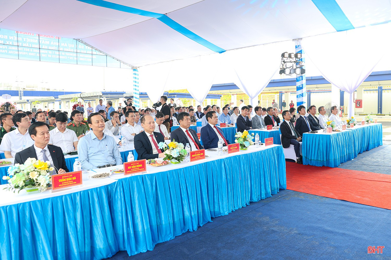 Đại biểu tham dự buổi lễ. bqbht_br_aimg-1933.jpg