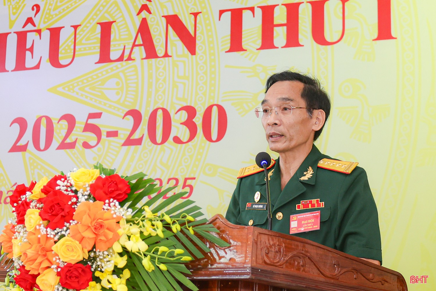 Đồng chí Lê Ngọc Hương, Bí thư Chi bộ Ban công tác Cựu chiến binh tham luận "Phát huy vai trò của đảng viên trong tham gia xây dựng Đảng trong sạch vững mạnh về chính trị, tư tưởng, đạo đức và tổ chức". bqbht_br_aimg-1186.jpg