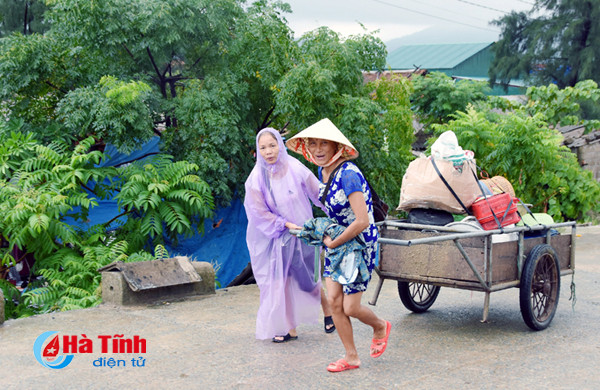 ha tinh hoi ha phong chong con bao lon nhat tu nhieu nam nay