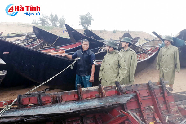 lanh dao ha tinh kiem tra cong tac phong chong con bao so 10