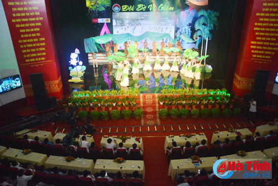 dac sac chuong trinh nghe thuat doi bo vi giam