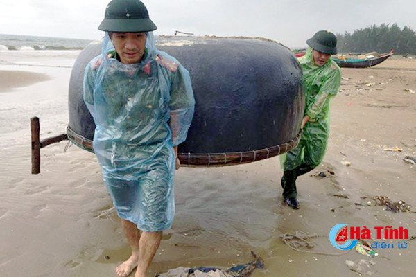 ha tinh hoi ha phong chong con bao lon nhat tu nhieu nam nay