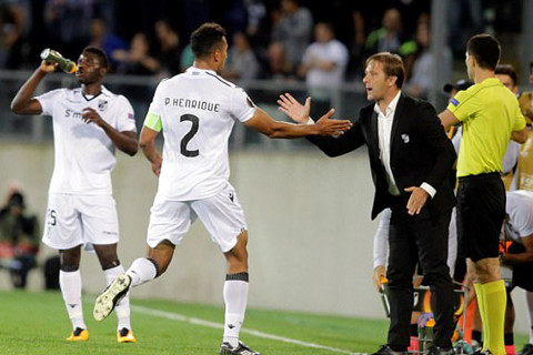 hi huu doi bong du cup chau au nhung khong co cau thu chau au trong doi hinh