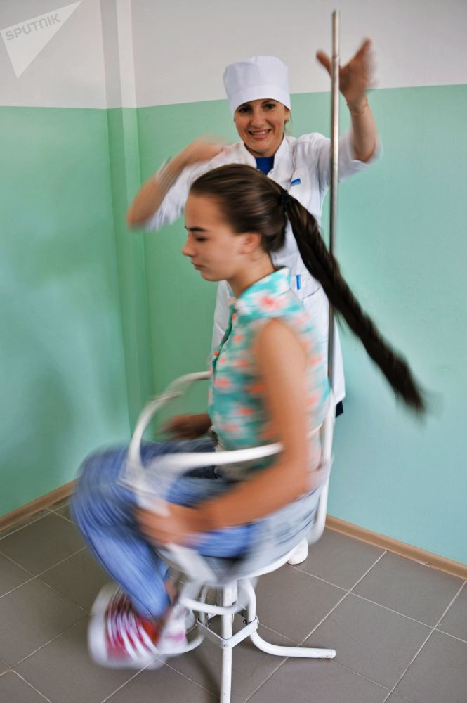 photo gay can thi tuyen nu phi cong quan su o nga