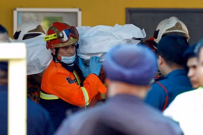 he lo nguyen nhan vu hoa hoan tham khoc tai truong hoc o malaysia