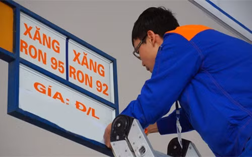 cpi thang 9 truoc suc ep tang gia xang dau va hoc phi