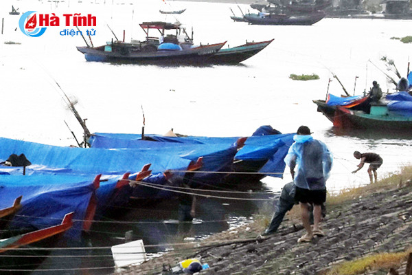 ha tinh hoi ha phong chong con bao lon nhat tu nhieu nam nay