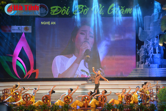 dac sac chuong trinh nghe thuat doi bo vi giam