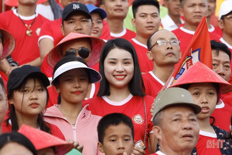 Những khoảnh khắc ấn tượng trận cầu “lên ngôi” của Hồng Lĩnh Hà Tĩnh