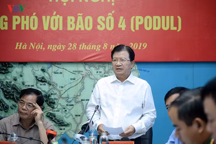 Không được chủ quan trong ứng phó với bão số 4