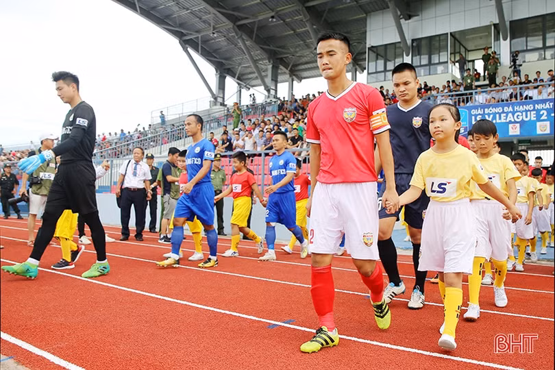 Những khoảnh khắc ấn tượng trận cầu “lên ngôi” của Hồng Lĩnh Hà Tĩnh