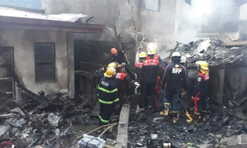 Rơi máy bay ở Philippines, 8 người chết