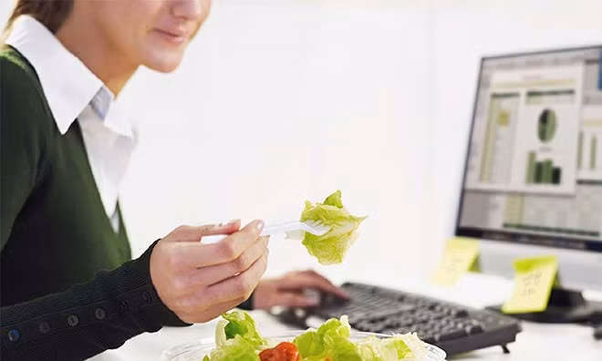 Nhiều người Việt không biết đang “tự giết mình” khi bỏ bữa sáng