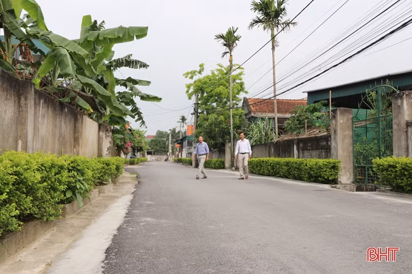 Thành Sen đổi thay trên từng góc phố!