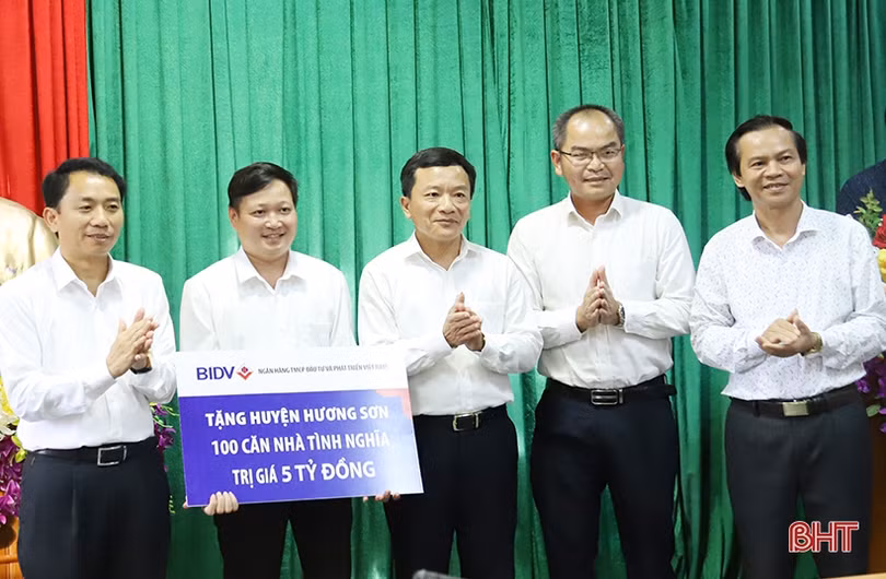 Kết quả Hương Sơn đạt được xứng đáng với truyền thống 550 năm xây dựng và phát triển