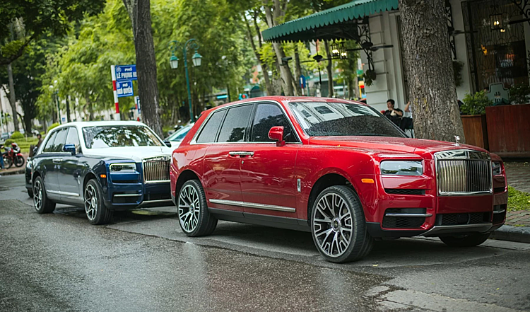 Giá xe Rolls-Royce bản tiêu chuẩn cao nhất 54,3 tỷ tại Việt Nam