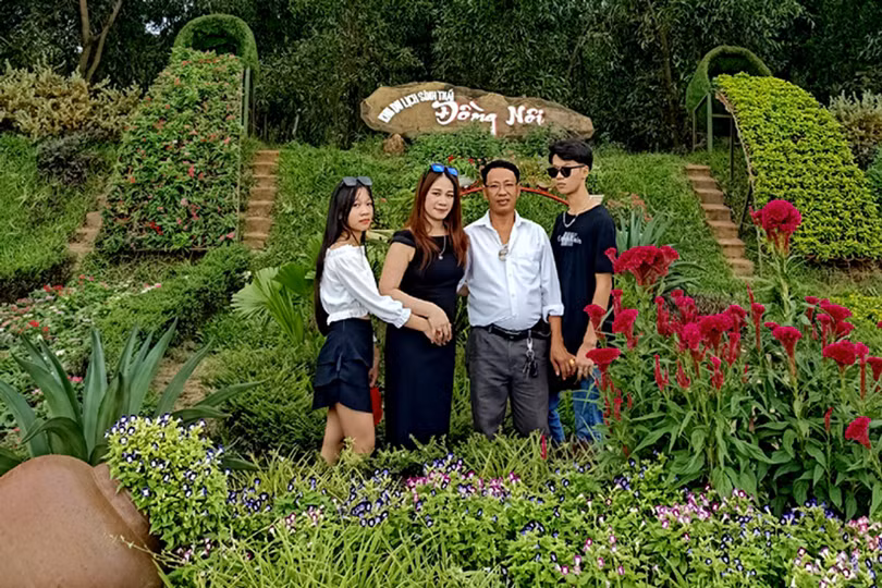 Du lịch Hà Tĩnh vẫn “hút” khách dù thời tiết bất thuận