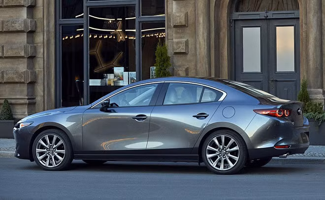 Mazda 3 của 2020 thêm trang bị, giá đắt hơn