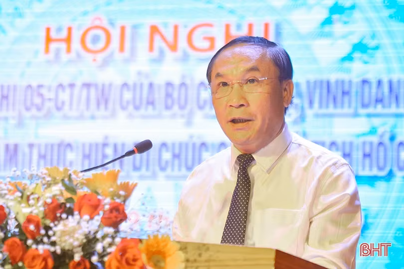 Hà Tĩnh sơ kết 3 năm thực hiện Chỉ thị 05-CT/TW và vinh danh điển hình học tập và làm theo Bác