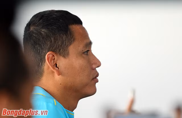 ĐT Việt Nam lên đường, tự tin đánh bại Thái Lan