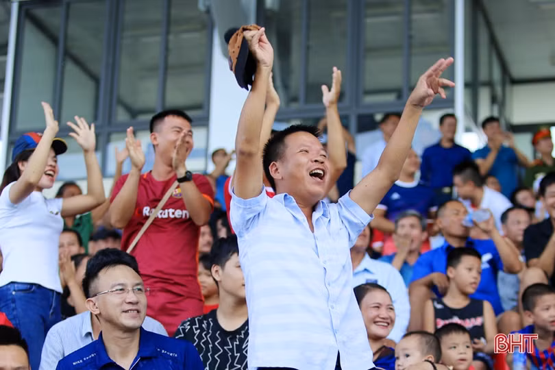 Thắng Tây Ninh, Hồng Lĩnh Hà Tĩnh chính thức lên chơi V.League