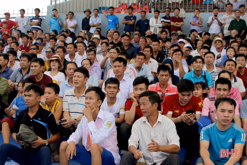 Hồng Lĩnh Hà Tĩnh quyết đánh bại Fico Tây Ninh để lên V.League trước 2 vòng đấu