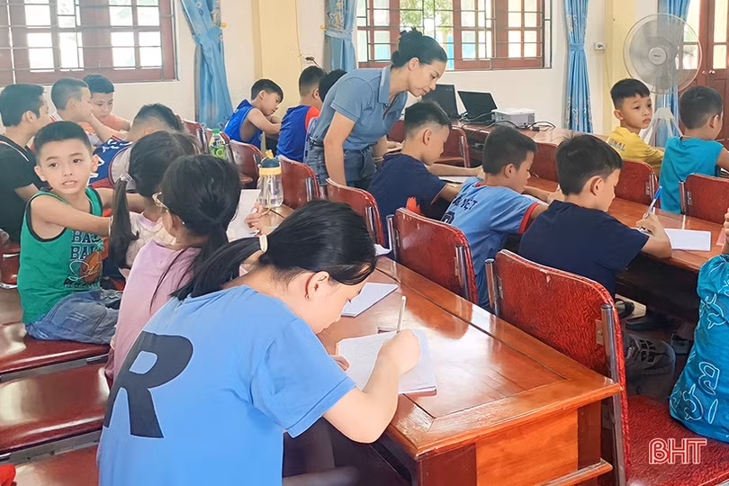 Niềm vui từ những lớp học miễn phí ở Hà Tĩnh