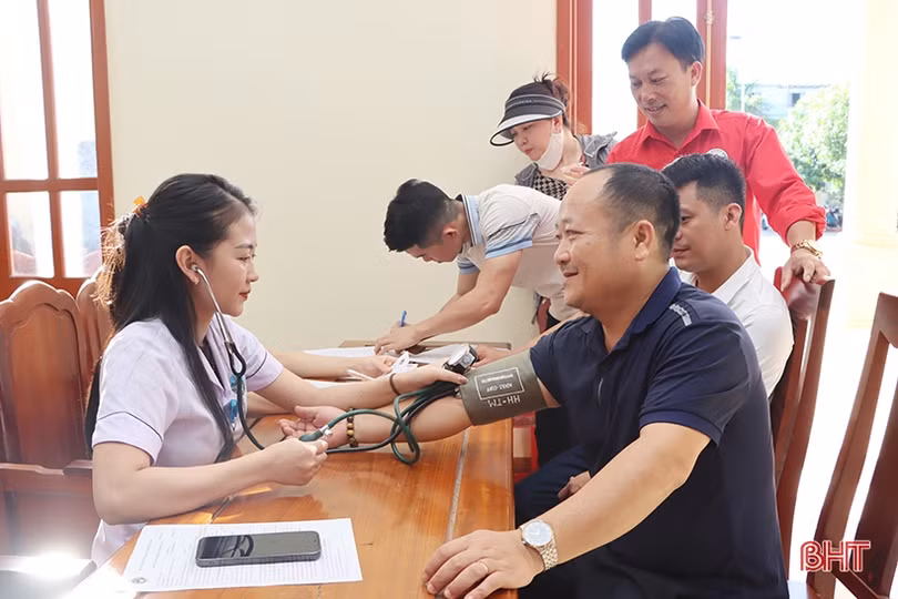 Cẩm Xuyên tiếp nhận 265 đơn vị máu