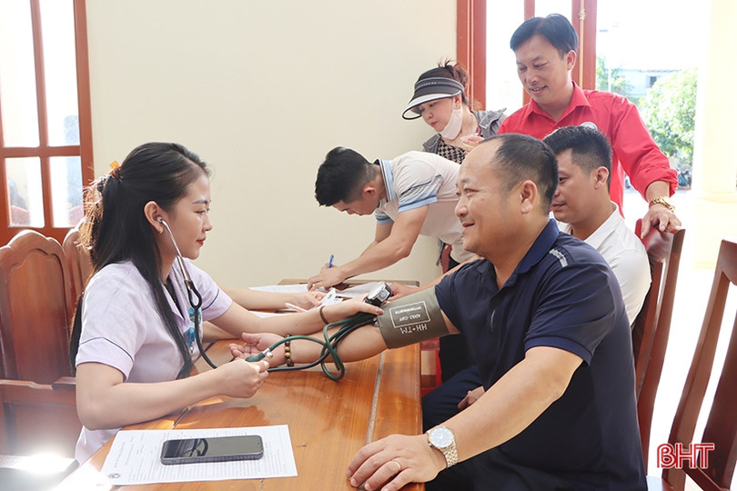 Cẩm Xuyên tiếp nhận 265 đơn vị máu