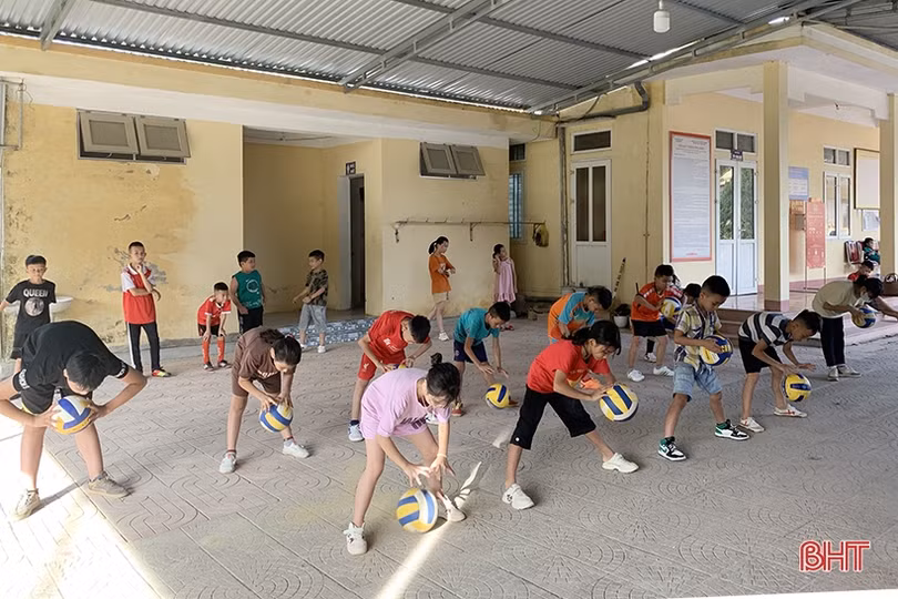 Niềm vui từ những lớp học miễn phí ở Hà Tĩnh