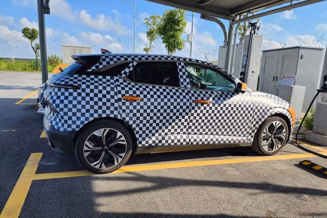 VinFast VF 6 lộ diện trước ngày ra mắt Việt Nam