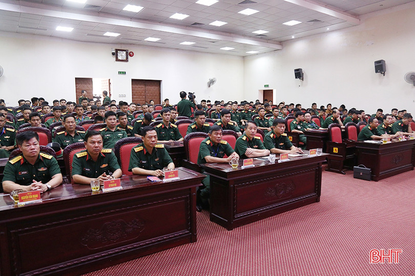 Hơn 300 VĐV tham gia Hội thao Thể dục thể thao Quân khu 4 tại Hà Tĩnh