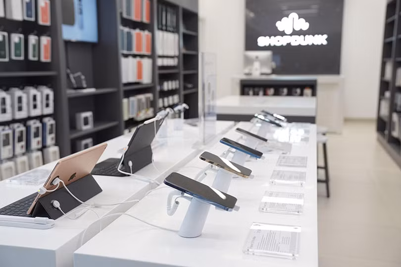 Trải nghiệm không gian mua sắm chuẩn Apple tại đại lý ủy quyền