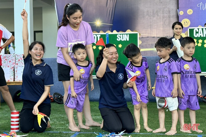 Phụ huynh, học sinh Trường Mầm non Trung Kiên vui ngày hội gia đình