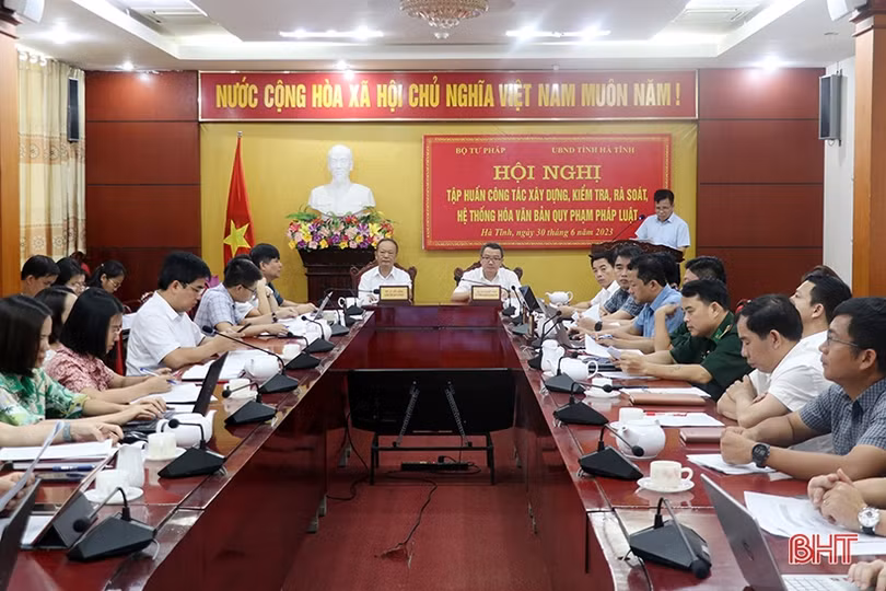 Nâng cao kỹ năng kiểm tra, rà soát, hệ thống hóa văn bản quy phạm pháp luật