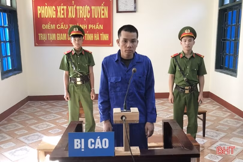 Lĩnh 24 tháng tù vì tàng trữ trái phép chất ma tuý